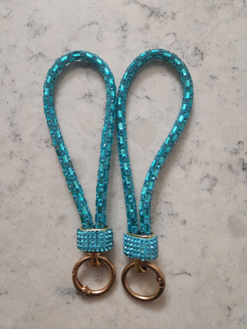 Sparkle Loop Keyring - Picture 6 of 13